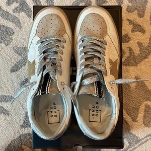 Excellent Condition•Worn Once•Sz 7.5•Shu Shop